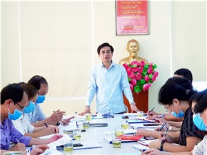 Đoàn công tác số 1 Thành ủy làm việc với Đảng ủy phường Hà Phong