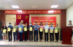 Phường Hà Phong công bố Quyết định người trúng cử trưởng khu phố nhiệm kỳ 2022-2025 và ra mắt Tổ công nghệ số cộng đồng 